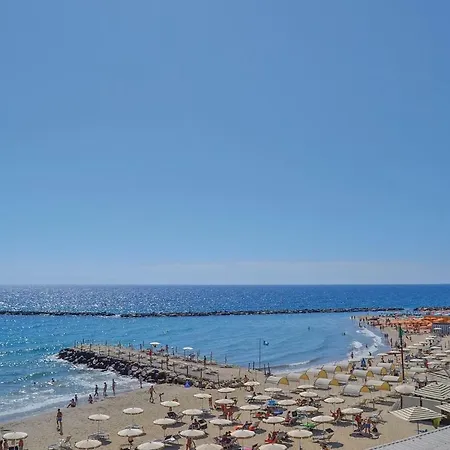 Regina شقة *